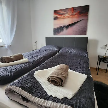 Vanessa Apartment *